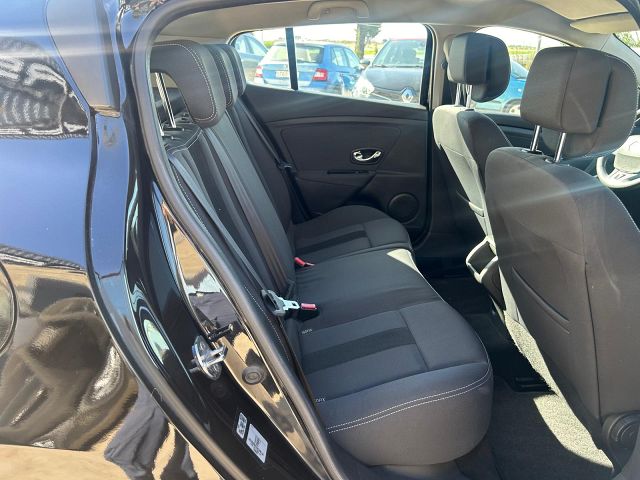 RENAULT MEGANE DYNAMIQUE 2.0 AUTO SPANISH LHD IN SPAIN 89000 MILES 1 OWNER 2011
